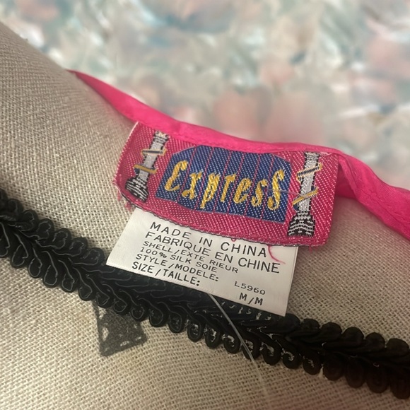 Vintage Express 100% Silk Tank NWT - Picture 2 of 3
